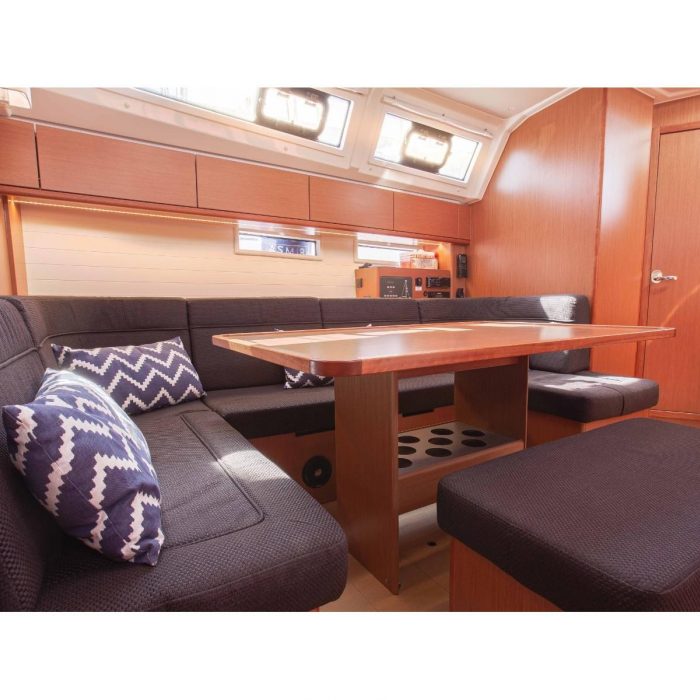 Classic | Bavaria 46 Cruiser photo 19