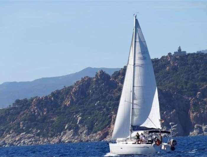 Orange 4 You | Bavaria Cruiser 37 photo 6