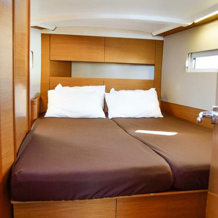 Aegeas | Sun Odyssey 410 photo 4