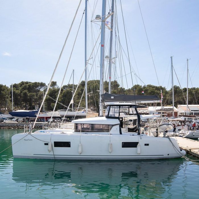 Mare Fiero | Lagoon 42 photo 5