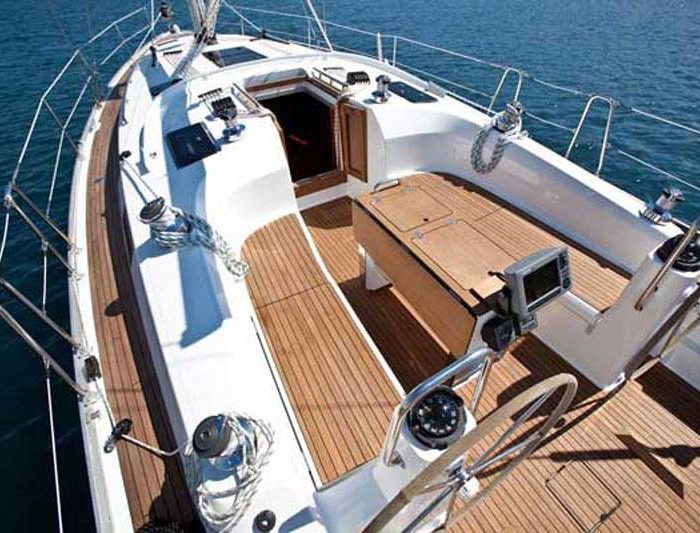 Erinika | Bavaria Cruiser 40 (3Cab) photo 3