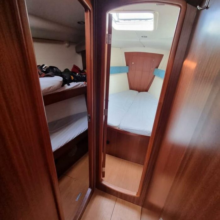 Madera | Delphia 40.3 photo 10