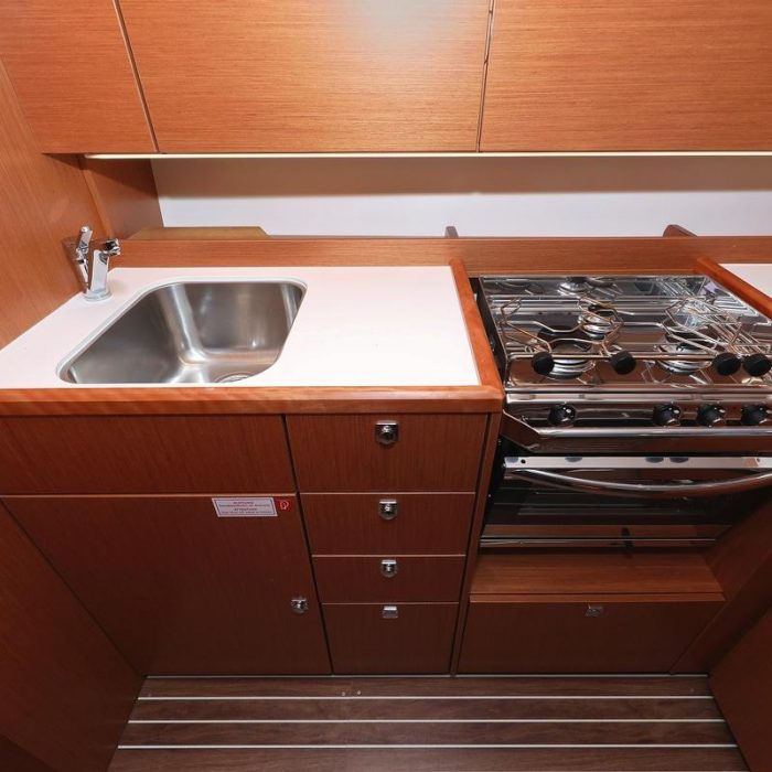 SeaTime | Bavaria C42 photo 18