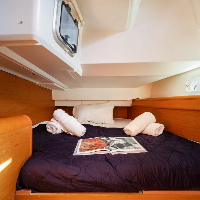 Fregata | Sun Odyssey 439 photo 11