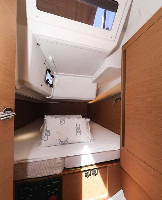 Follow your Dream | Sun Odyssey 440 photo 11