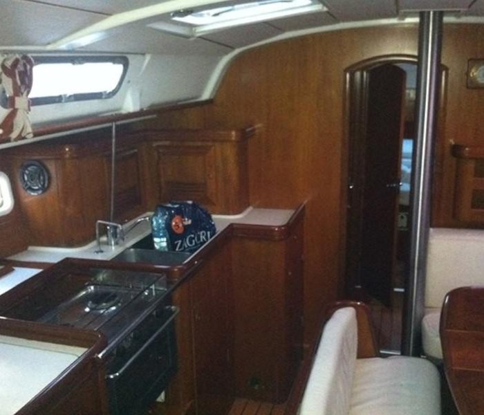 Artemis | Oceanis 411 photo 9