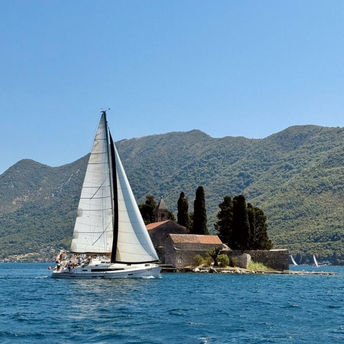 Altair | Bavaria Cruiser 46 photo 12