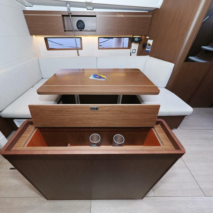Zeppelin | Oceanis 46.1 photo 14