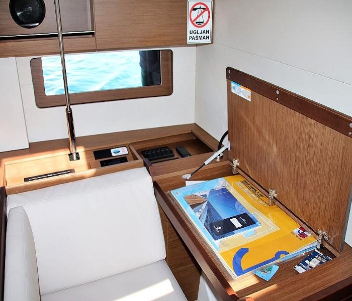 PEARL DREAMS | Oceanis 51.1 photo 10