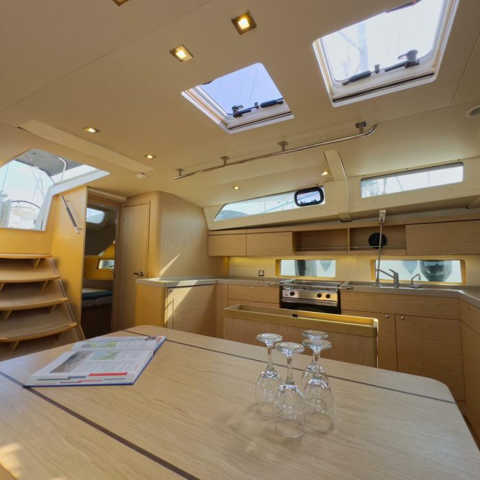 Sail Away (Refit 2025 - A/C - Electric Heads) | Oceanis 46.1 photo 18