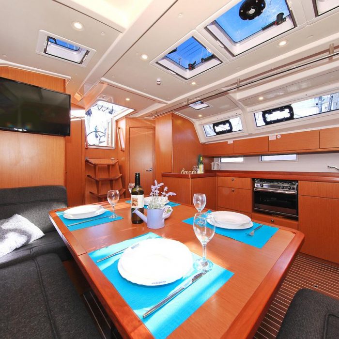 Taurus | Bavaria Cruiser 46 photo 13