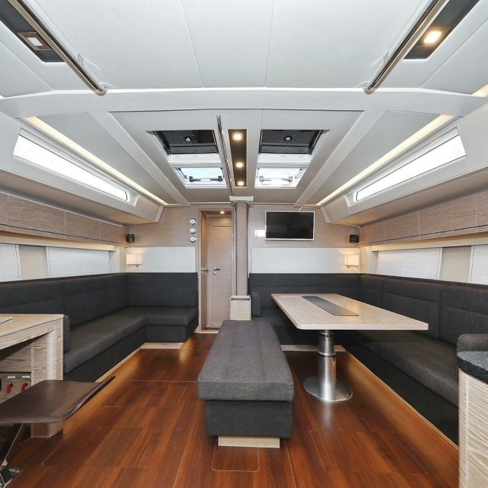 Simply The Best | Hanse 548 photo 12