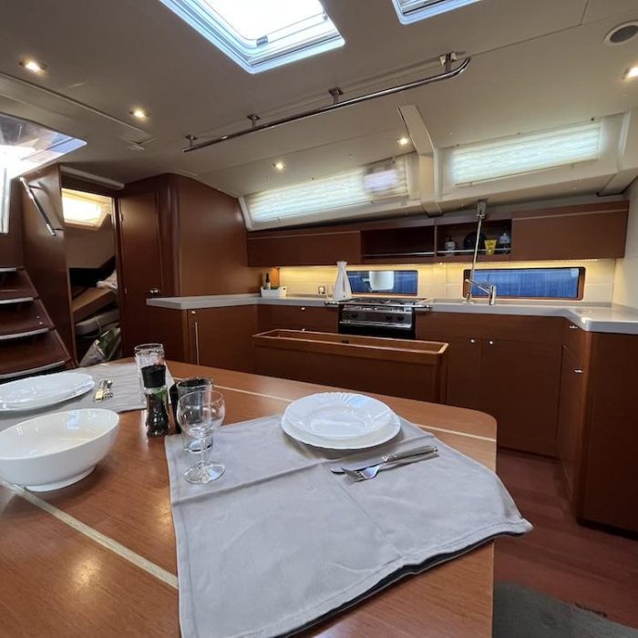 Marilyn | Oceanis 46.1 photo 8