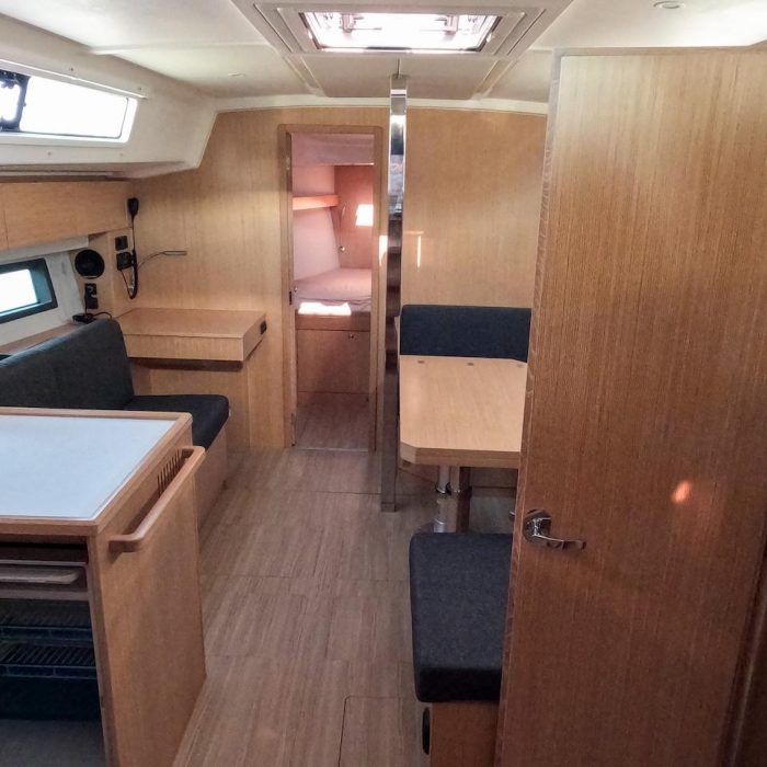 Hope I. | Bavaria C42 photo 10