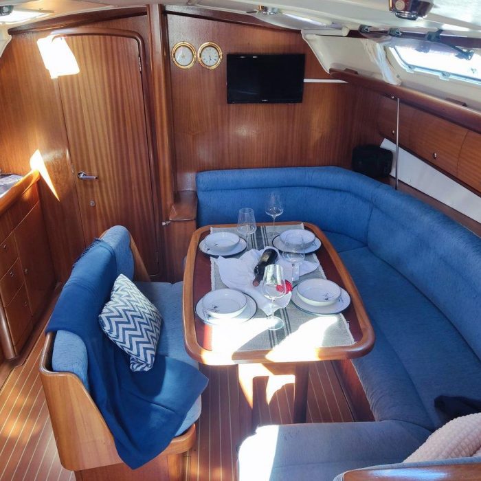 Ra | Bavaria 38 photo 15