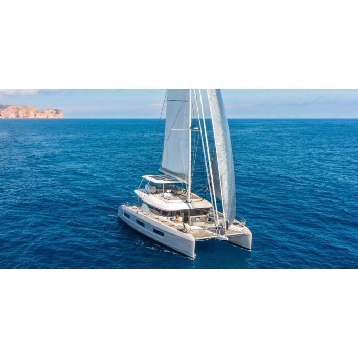 Montecristo - FIRST CLASS | Lagoon 60 photo 7