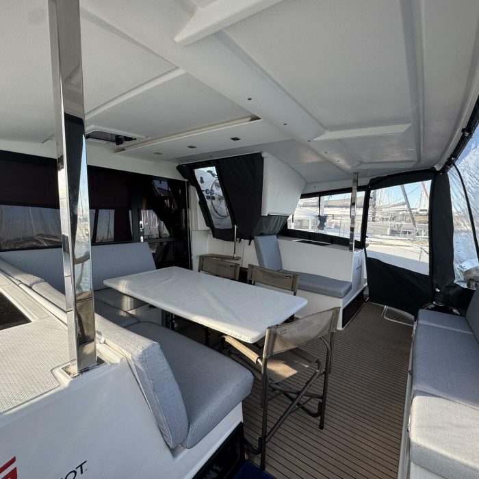 Jumapi | Fountaine Pajot Isla 40 photo 8