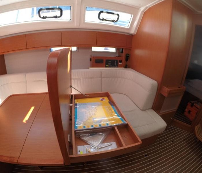 Dafne | Bavaria Cruiser 46 photo 4