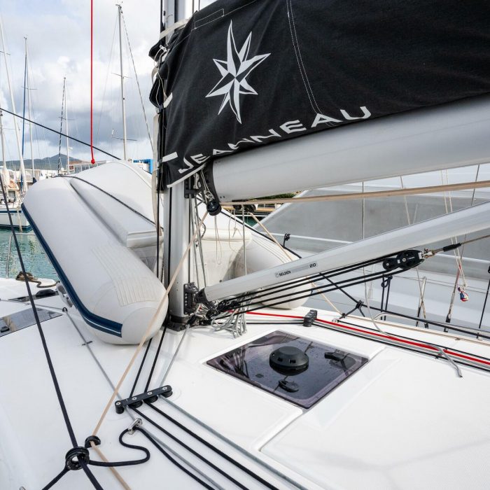 Phoenix - Comfort line | Sun Odyssey 380 photo 2