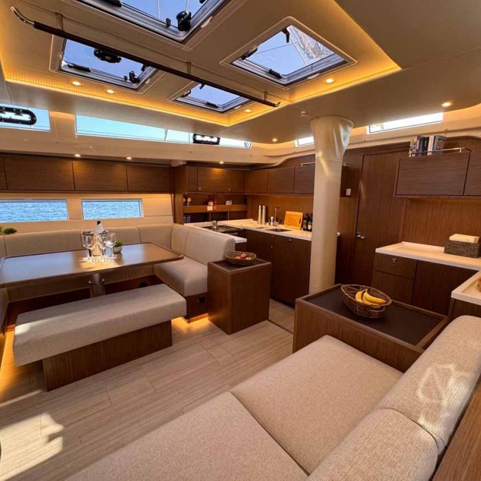 F-ONE | Bavaria C57 Style - 4 + 1 cab. photo 23
