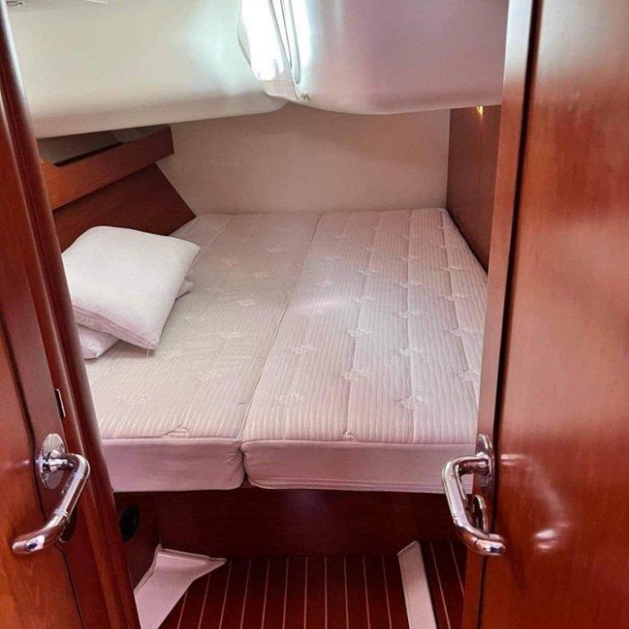 Family | Sun Odyssey 49 photo 19