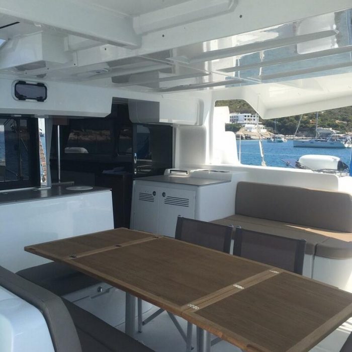 Margeo XVII (A/C - Generator - Water Maker - dishwasher) | Lagoon 46 photo 2