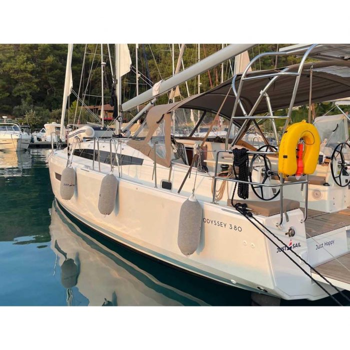 Just Happy | Sun Odyssey 380 photo 3