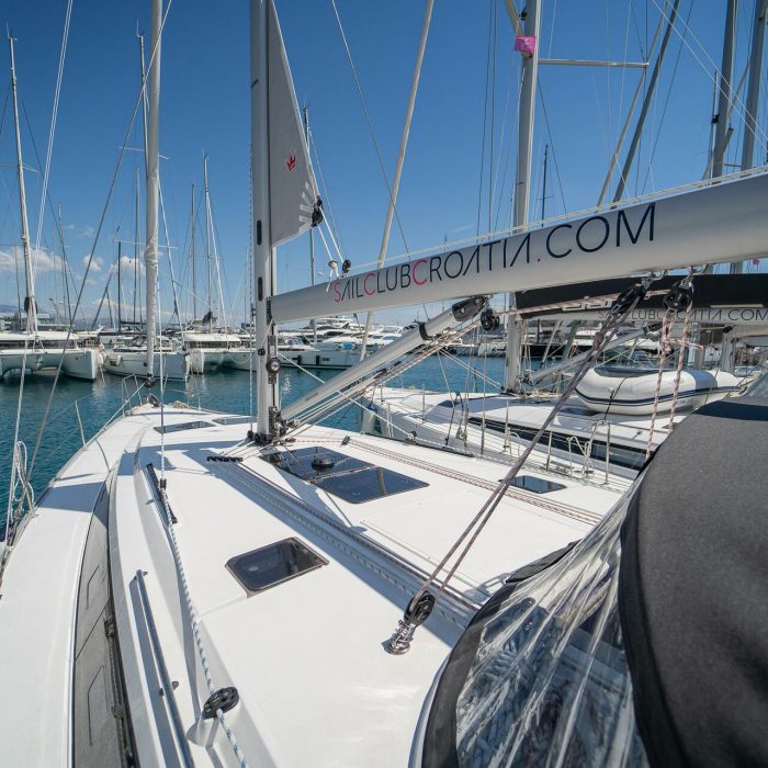 Nauti Girl | Bavaria Cruiser 46 photo 34