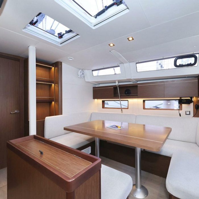 Zeppelin | Oceanis 46.1 photo 32