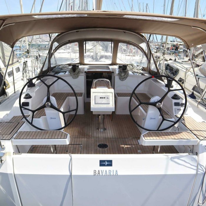 Lima | Bavaria C42 photo 8
