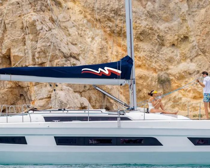 Moorings 41.3 Exclusive Plus | Dufour 41 photo 4
