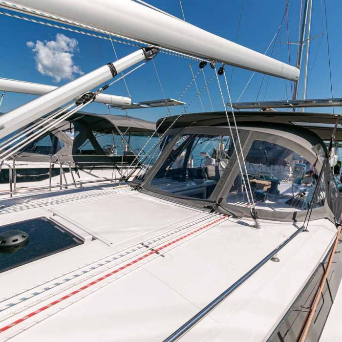 Ironic | Bavaria C42 photo 5