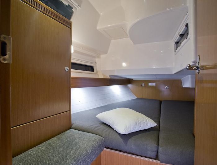 Mystic | Bavaria 36 Cruiser photo 19