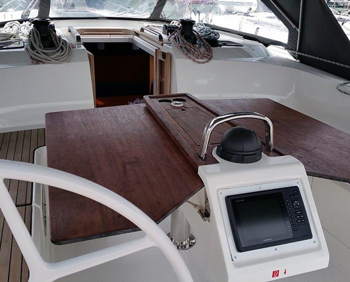 Firewall | Bavaria Cruiser 51 photo 4 Firewall | Bavaria Cruiser 51 photo 4