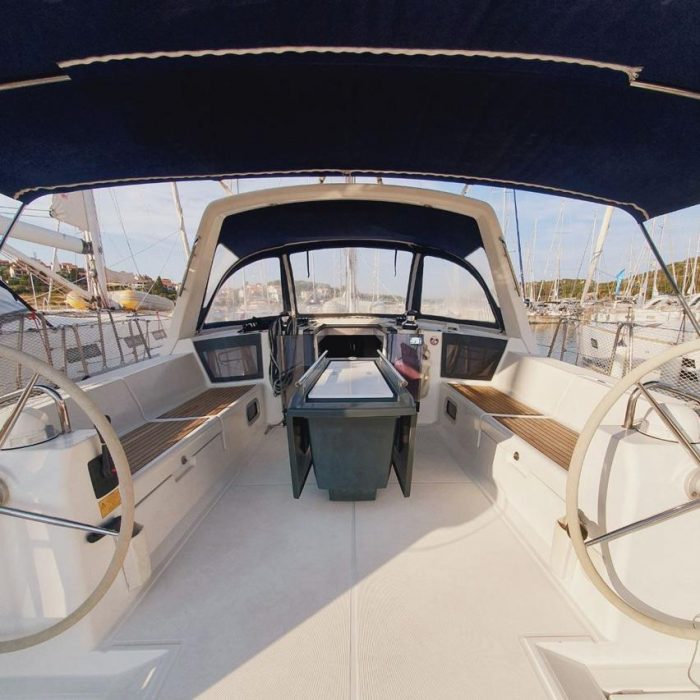 Mediterraneo | Oceanis 45 photo 3