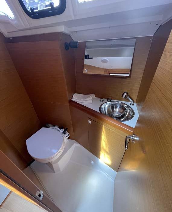Castor | Sun Odyssey 349 - 3 cab. photo 15