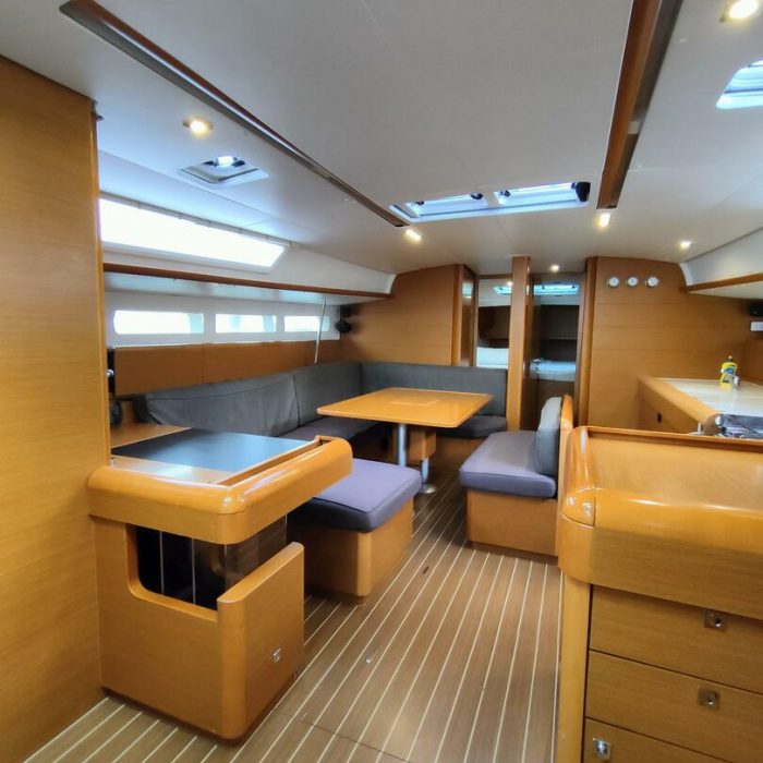 Elise af Sweden | Sun Odyssey 519 - 5 cab. photo 14