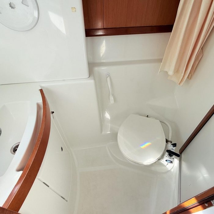 Blue Star II | Oceanis 43 photo 15