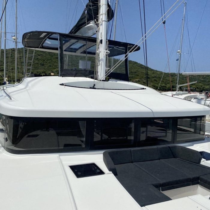 Naka - PREMIUM LINE | Lagoon 52F photo 3