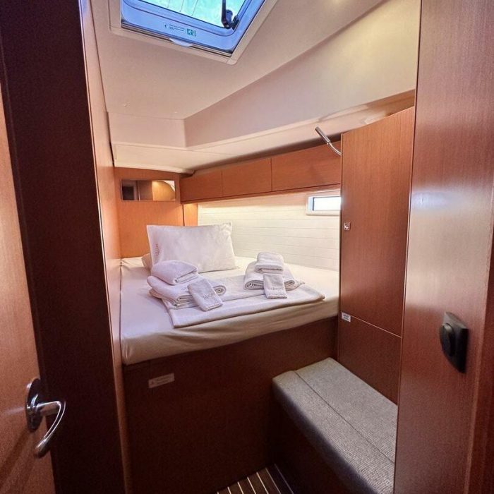 Leisure | Bavaria Cruiser 46 photo 9