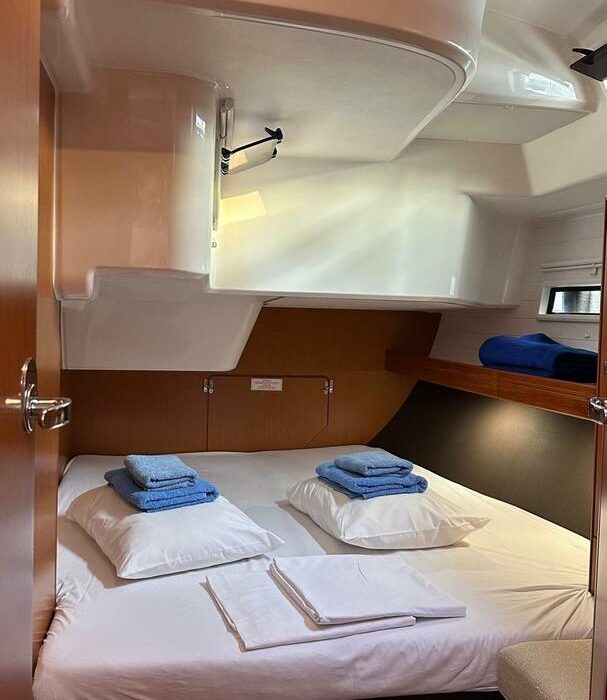 Mango | Bavaria Cruiser 51 photo 14