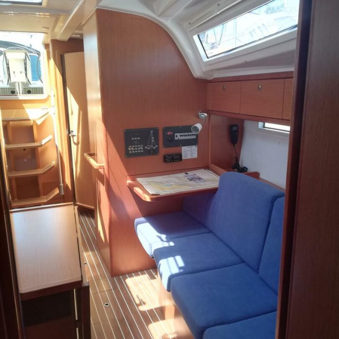 Diana | Bavaria Cruiser 37 photo 7