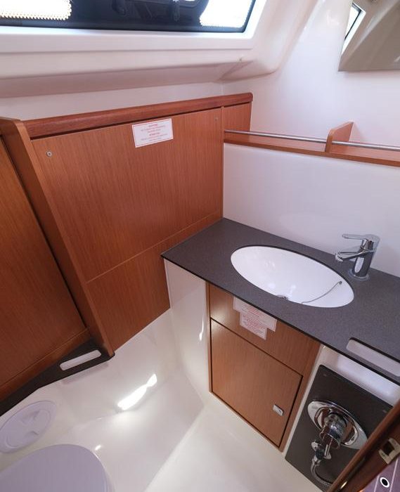 Crush | Bavaria Cruiser 37 photo 7