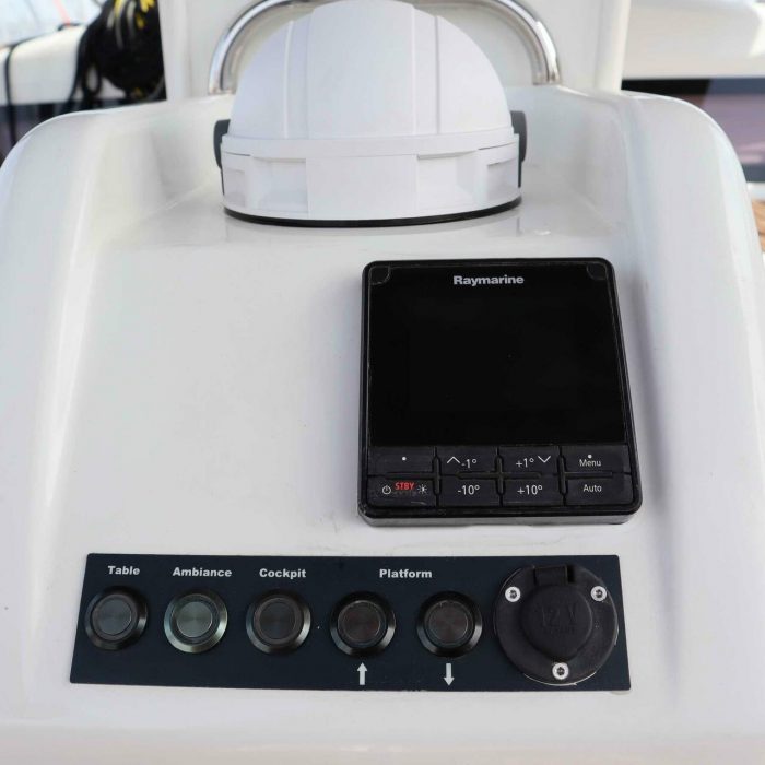 Diamond | Sun Odyssey 440 photo 11 Diamond | Sun Odyssey 440 photo 11