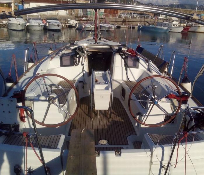 Minerva | Sun Odyssey 379 photo 2