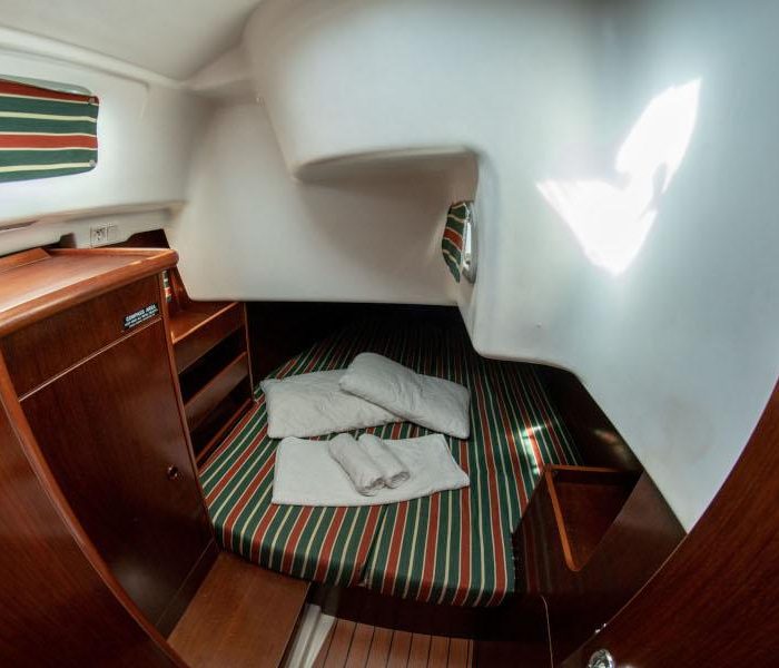 Ekaterini | Oceanis 411 photo 11