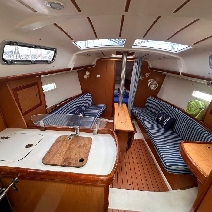 No regrets | Oceanis Clipper 323 photo 6