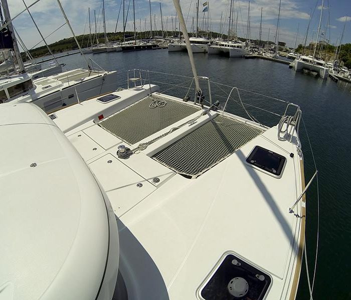 Bob Cat | Lagoon 39 photo 8