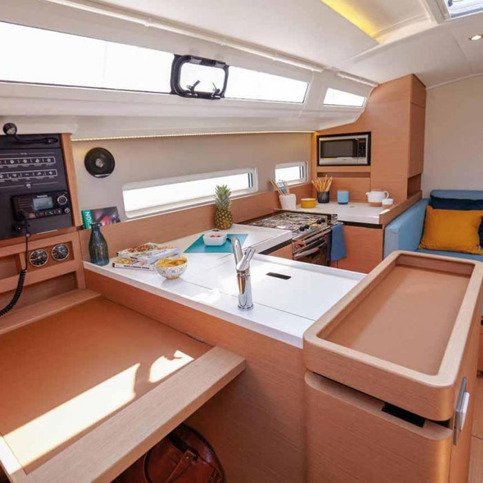 Turing Machine | Sun Odyssey 410 - 3 cab. photo 7