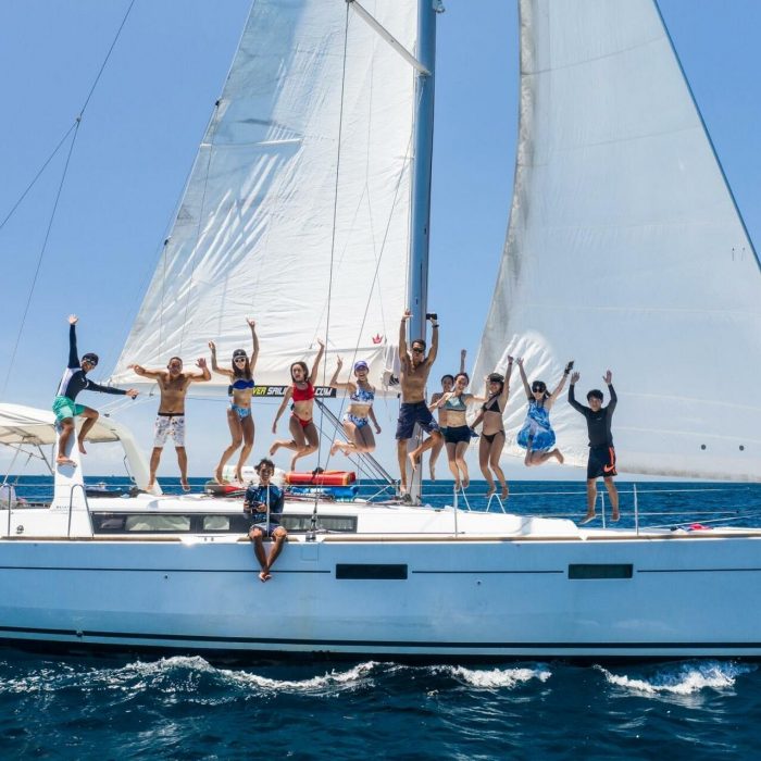 Moonshine | Oceanis 45 photo 9